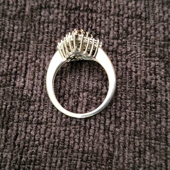 1 Carat White & Black Diamond Teardrop Ring - Picture 7 of 7